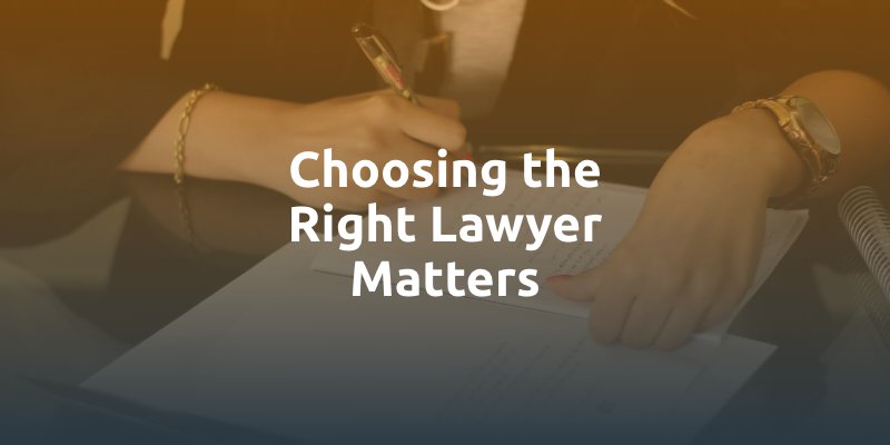 Client writing questions to ask during a Baton Rouge car accident lawyer consultation.